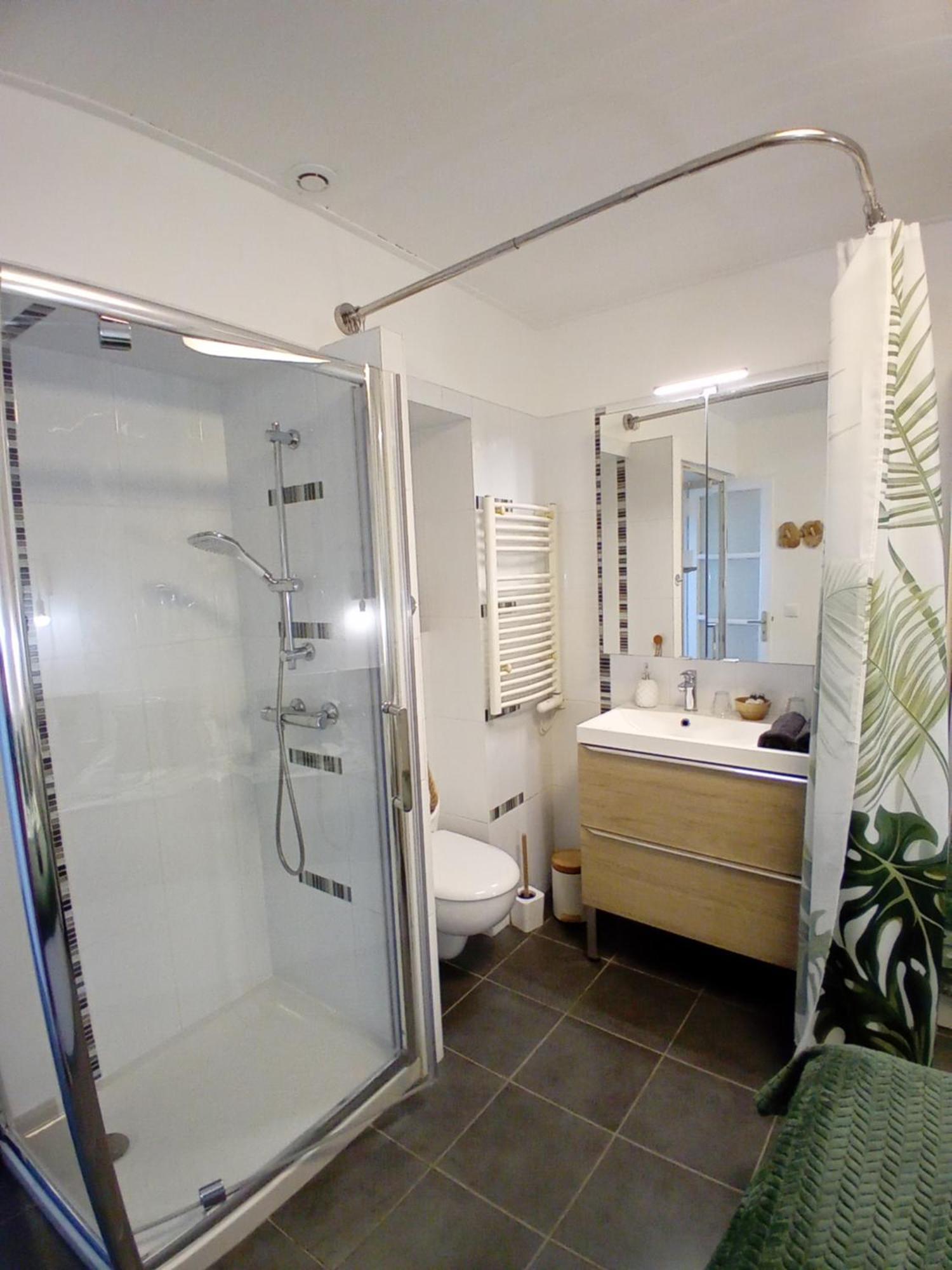 Appart Paisible, Propre Et Accueillant Pers-Jussy Exterior foto